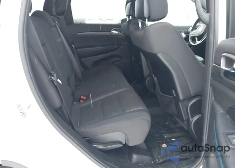 2019 Jeep Grand Cherokee Upland 4X4 z USA, uszkodzony, nr VIN 1C4RJFAG0KC567622